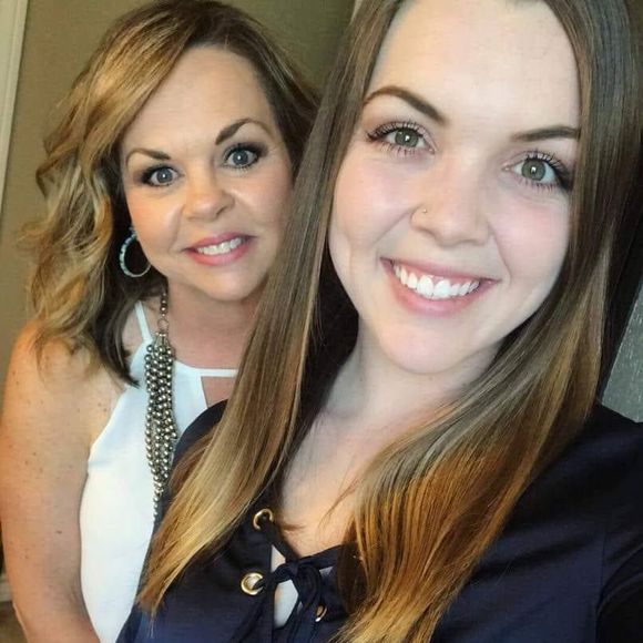 Meet your Posher, Louanne - Picture 1 of 1